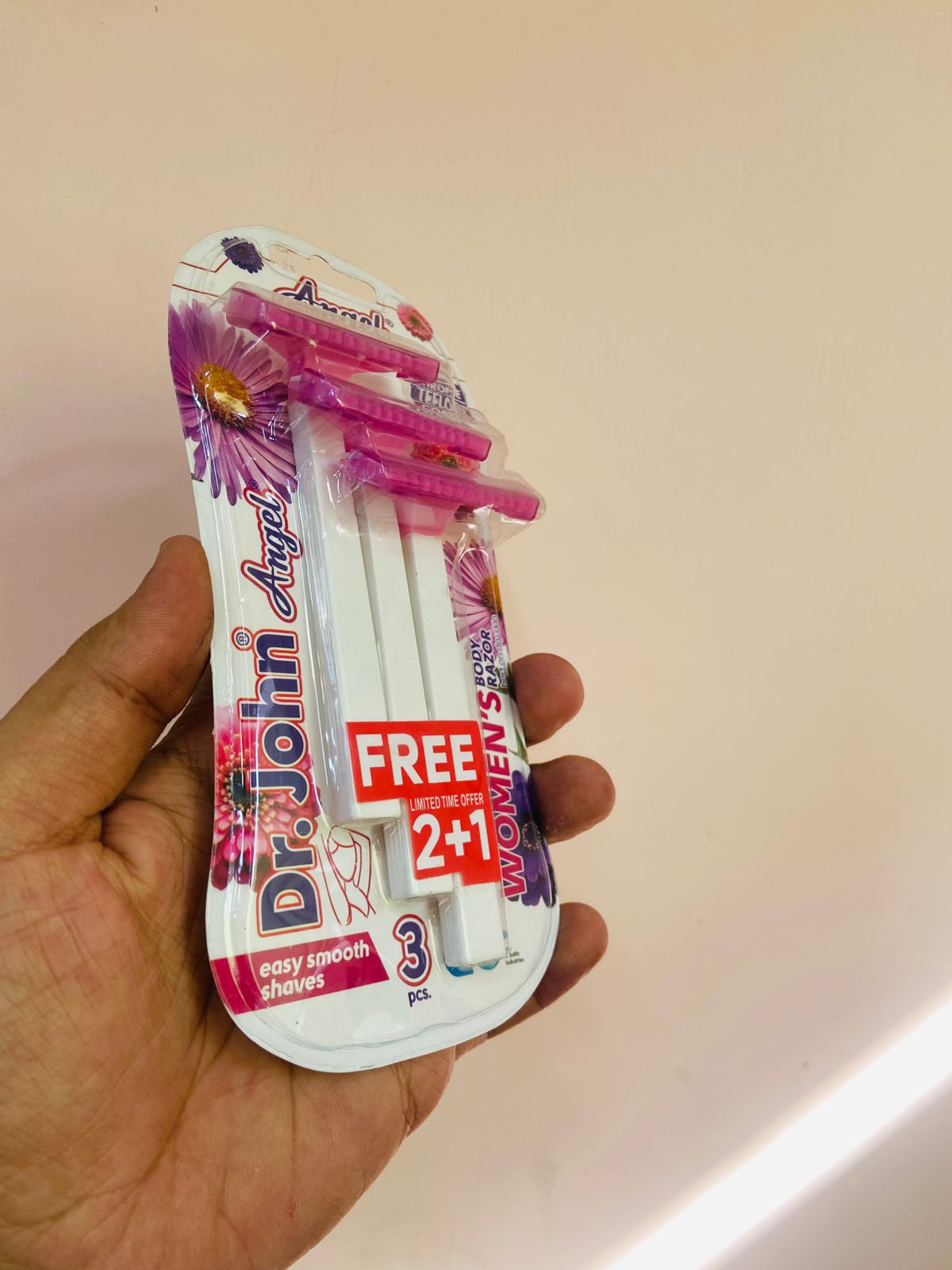 WhatsApp Image 2025-10-29 at 5.17.32 PM (1)